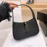 2022 obere Qualitäts-Achselhöhlen-Taschen Klassische Lederdesigner Handtaschen für Damenumbetaschen Baguette Multi-Color Modes Bag Großhandel mit Schachtel