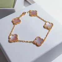 Lady Designer Pink 5 Flor Link Chain Bracelets Personalidade Bangles Jewelry Dance Party Women Women Superior Quality