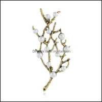 Pins Brooches Jewelry Plum Blossom Pearls Brooch Pins For Women Retro French Grace Branches Girl Christmas Gifts Pin Xmas Accessories 888 D