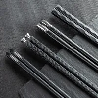 5 pares de chopsticks conjunto pontiagued pick-sticks comumente usado em uso em casa e uma caixa de 243mm preto jantar chopsticka45271o