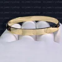 18K ouro banhado de alta qualidade Bangle de moda clássica Love Screw Bracelet para WomenGirl Casamento Mãe Day Jóias Mulheres Presentes