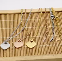 Klassisk modehjärta pärlkedja hänge halsband design rostfritt stål pläterat 3-skikt 18k guld för womengirl valentins mors dag engagemang smycken