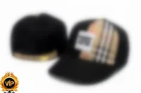 أزياء أغطية البيسبول في الهواء الطلق ربيع الصيف رسالة فاخرة Snapback Hats الرجال قبعة B-10