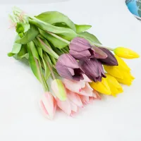 Dekoratif Çiçek Çelenkleri 5pcs/Buket Silikon Lale Sivri Yapay Çiçek Gerçek Touch Düğün Dekorasyon Evi için Sahte Bitki Buket