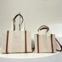 حقائب اليد حقيبة تسوق خشبية حقيبة يد عالية من نايلون الأزياء أزياء أزياء الكتان الشاطئية الكبيرة مصممة فاخرة سفر كروس كتف محافظ