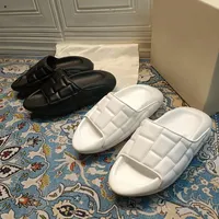 Spaceship Slides Designers Slippers для женщин роскоши Специальная повседневная обувь New 2022 Summer Beach Shoe Slide Slide