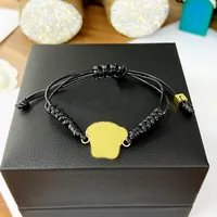 سلسلة جديدة مصممة Banshee Link Chain Medusa Head Pultants Leather Rope Rope Bracelet 18K Gold Women Loves Bracelets Designer Jewelry Ver 02