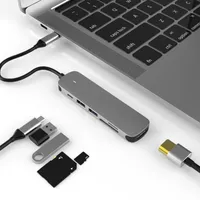 Hubs USB-omvandlare Adapter Professional Creative Rust-Proof Charger Machine High Stimurgth Travel för att använda Multiport AdaptersUSB