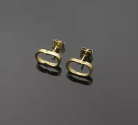 Easy chic de alta calidad Tiny Simple Jewelry Men Studs Pendientes de diseño clásico 316L de acero inoxidable Gold Gold Rose Elegant Women Earring al por mayor