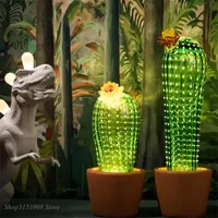 Night Lights Italy Resin Cactus LED Light Living Room Creative Luxury Grass Table Lamp Bedroom Bedside Home Deco Lighting FixturesNight