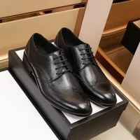 A1 2022 Zapatos de cuero genuino de lujo Negro de cuero marrón negro Slip on Formal Mens Dress Shoes Moder Oficina de bodas Menores casuales Tamaño 6-11
