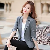 Campo da blazer da donna blazer cappotto per piccolo abito 2022 versione coreana man a sette maniche decorazioni professionali moda