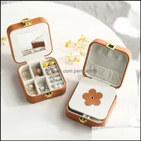 Jewelry Stand Packaging Casegrace PU Leather Mini Box Organizer para aretes Collar Anillo Almacenamiento C DHZB1