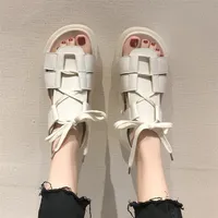Harajuku ulzzang sommarplattform fiskare sandaler kvinnor mode stranddesigner skor romerska gotiska punk svarta vita lägenheter 220616