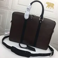 Luxurys PORTE-DOCUMENTS VOYAGE Briefcases Leather Small Briefcase Men Business Shoulder Handbag Laptop Computer Totes Cross Body B2675