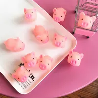 Niños Lindo Dibujos Animados Animal ANIMAL 50PCS Mini Cerdos de goma Squeeze Toy Toy Baby Bath Toys Regalos para niños Infantil Bebé 412 H1