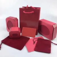 Smyckesuppsättningar Box Red Ca Letter Necklace Armband örhängen Ring Set Box Dust Bag Presentväska (Matcha butiksartiklar Försäljning, inte sålt individ)