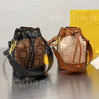 Lüks tasarımcı kadın omuz çantaları kova çantası şık çapraz vücut mizaç çanta alışveriş cüzdan