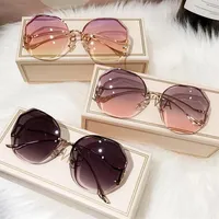 Sunglasses 2022 Women Fashion Rimless Vintage Gradient Sun Glasses Design For Female Big Frame Metal Okulary UV400250J