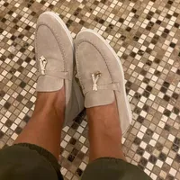 Mujeres zapatillas de moda