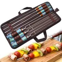7pcs/set spiedini barbecue in acciaio inossidabile esterno bbq ago/bastoncini set di forchette set in legno Strumenti da picnic 220429