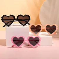 Sunglasses 2022 0-8Years Children Heart Sun Shading Heart-Shaped Anti Ultraviolet Baby Love Glasses 6 Colors