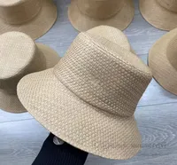 Designer enfants herbe tissant chapeaux de soleil chapeaux d'été gros garçons filles triangle étiquetage chapeau de paille plat panama Capuchon de voyage Caps de Visière de plage FIT 5-16T Q6211