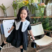 소녀의 드레스 2022 Summe Girl 's Dress 한국 여자의 큰 옷깃 자수 헵번 스타일 1-7 세 어린이의 사랑스러운 드레스 걸어