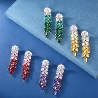 Zhejiang Color Change Zircon Water Drop Leaf Earrings 여성 독립 포장 동향 기질 금 꽃 귀걸이