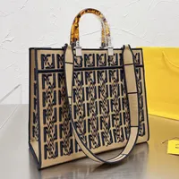 Мода Женщины знаменитые дизайнерские сумки Totes Top Qualition Ladies Crossbody Bags Sadbag Sumbag Canvas Alphabet Prinat