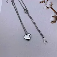 3 colors extravagant women Designer necklace High Polished Luxurious Letter fashion love heart titanium steel trendy jewelry whole229k