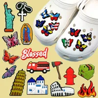 Estilos al por mayor 10000pcs disponibles Croc Charms Soft PVC Patrón de caricatura Accesorios de encanto de calzado Decoraciones Jibz personalizado para zapatos de obstrucción Sandalias para niños Pulseras de pulseras