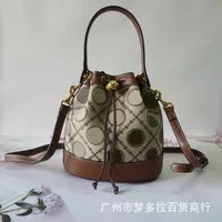 Omuz çantaları lüksler tasarımcıları moda kadınlar t yüksek kaliteli çapraz kanatlı çanta bayanlar tohes dikiş kova çantası çantası 2022 çapraz vücut çanta cüzdanları