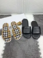 Kid Sandles Bambini Pantofole Nuovo Designer Kids Girl Boys Sandles Spot Baby Shoes 26-35