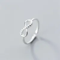 China hohe Qualität 100% 925 Sterling Silber Infinite Segnungen endlose Liebe Finger Ringe Infinity Zirkon Design Verlobungsring JE2624