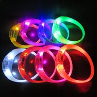 참신 조명 음악 활성화 된 사운드 컨트롤 LED 팔찌 라이트 업 팔찌 클럽 파티 바 치어 Luminous Hand Ring Glow Stick Night Lights