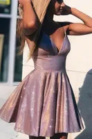 Sukienki imprezowe Vkbridal V-Neck Blask krótkie ukończenie kieszeni Glitter Backless Homecoming suknie koktajlowe