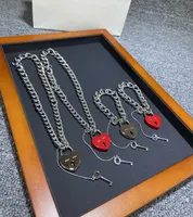 Designer Jewelry Charm Charm's Love Lock Key Braccialetti di alta qualità Bente B Lettere Love Heart with Logo Women's Lovers Necklace New-02