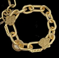 Bracelets de link de latão de design robusto Cuba Banshee Banshee Grécia Padrão Medusa Retrato da cabeça 18K Gold Batled Bangle Jeia Gift Gifts Gifts