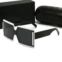 2022 Óculos de sol de luxo de luxo Designer de lentes Polaroid Womens Mens óculos de óculos sênior para mulheres com óculos de moldura de óculos de sol vintage de metal com caixa 00