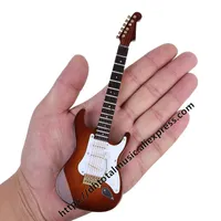 Mini modelo de guitarra eléctrica Decoración Miniatura Instrumentos musicales con estuche y stand Y200104