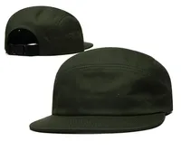 الجملة 32Team Cap Beaniehat مع قبعات POM CAPS Sport Knit Beanie USA Football Winter Hat