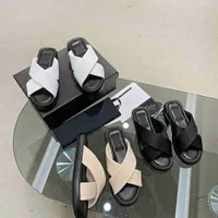 2022 Fashion Women Summer Sandals Cross Tied Sandals Luxury diseñador de lujo Lady Flat Beach Gladiator Letter de sándalo Anatómico Diapositiva 3 Estilo Modelo 35-42