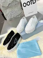 Sneaker à double roue de chaussure de créateur nylon gabardine baskets en toile classique baskets de plate-forme élégante chaussures à hauteur solide