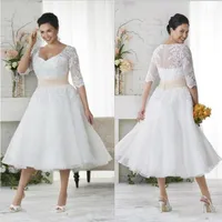 Vintage 2019 Lace Appliques Plus Size Bohemian Wedding Dresses With Sheer Half Sleeves 1950's V Neck Tea Length A Line Beach 169w