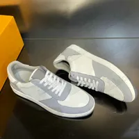 2022 SS Rivoli Sneaker Men Mener Maxi Leather Bicolor أحذية غير رسمية Damier Pattern Monograms زهرة المصممين الفاخرة الأحذية الرياضية