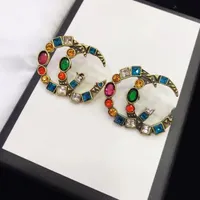 2022 Regalo de cumpleaños vintage único exagerado Lettre de diamantes colgantes Pendientes coloridos para chicas de oro