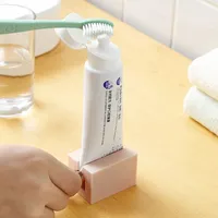 Ev Gelenekleri 1 PC Ev Plastik Diş Macunu Tüp Squeezer Kolay Dispenser Rolling Tutucu Banyo Tedarik Diş Temizlik Aksesuarları Ev