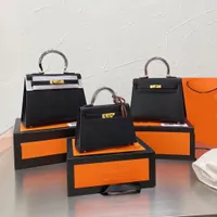 Дизайнерская сумочка Epsom Women Bags Real Tote Bag Gold Cowskin Подлинные кожаные сумочки на плечах мессенджер Грейс Патриция Леди роскошная портативная 28 см 25 см 20 см.