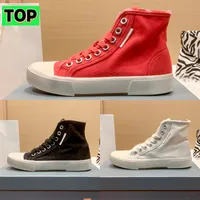2022 Luxo Paris High Top Top Sneaker Shoes Casual Casual Red Red Dirty Skates Boots Fashion Women Designer Sneakers Outdoor Mens treinadores